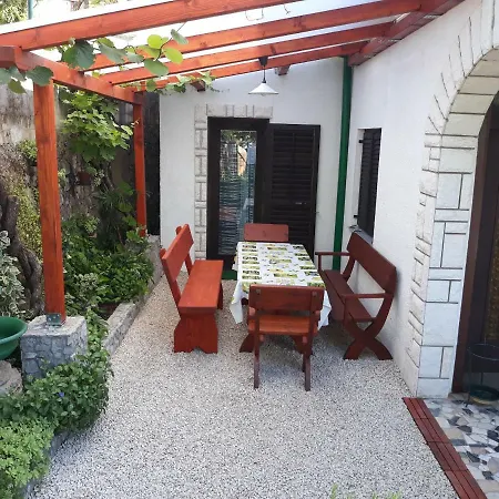 Sunflower Apartment Opatija